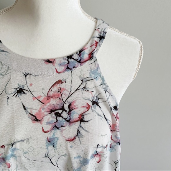 TORRID CHIFFON WATERCOLOR FLORAL MOCK NECK TOP - Picture 4 of 9